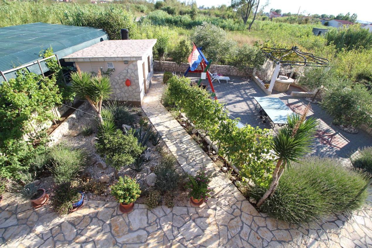 Apartments Helena Zadar Врси Экстерьер фото