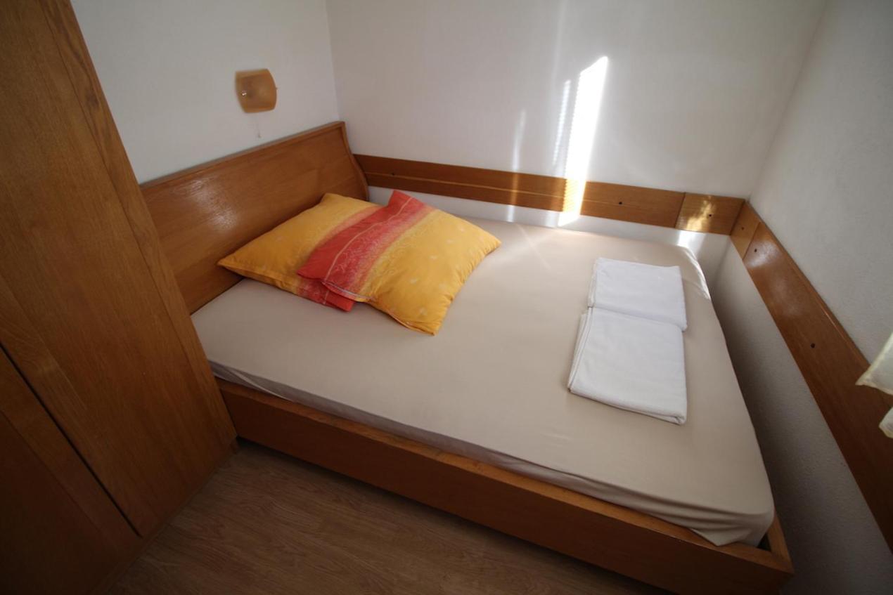 Apartments Helena Zadar Врси Экстерьер фото