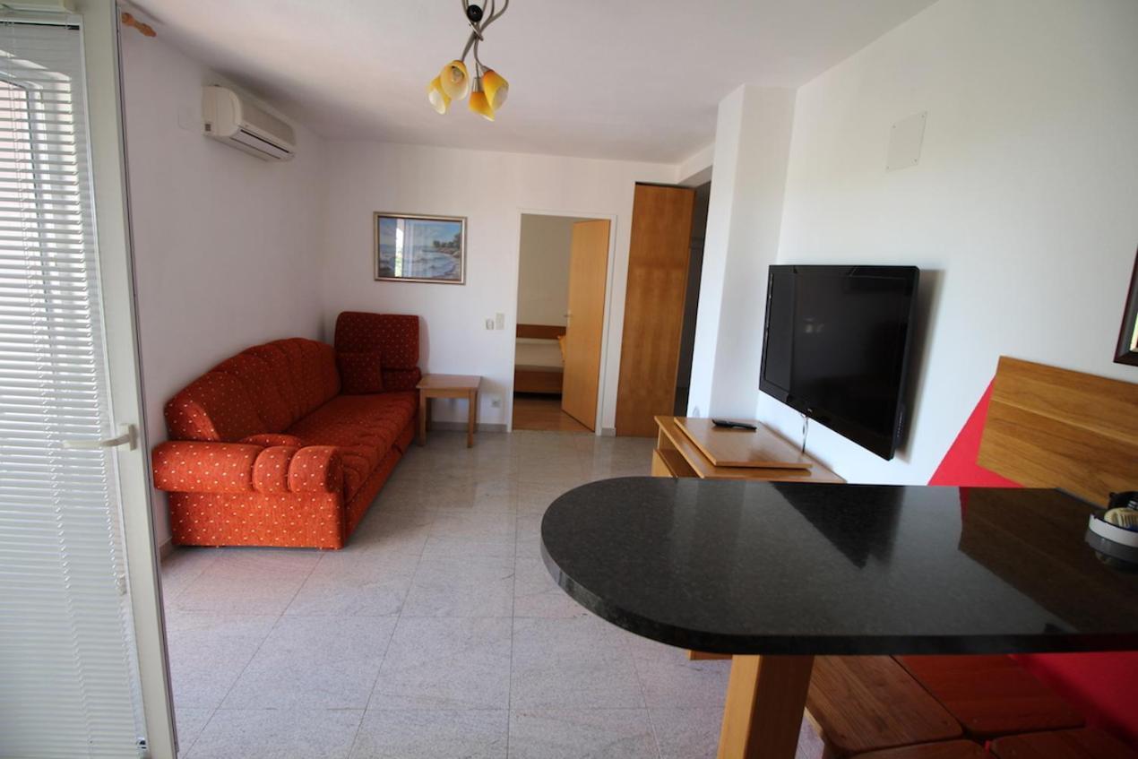 Apartments Helena Zadar Врси Экстерьер фото