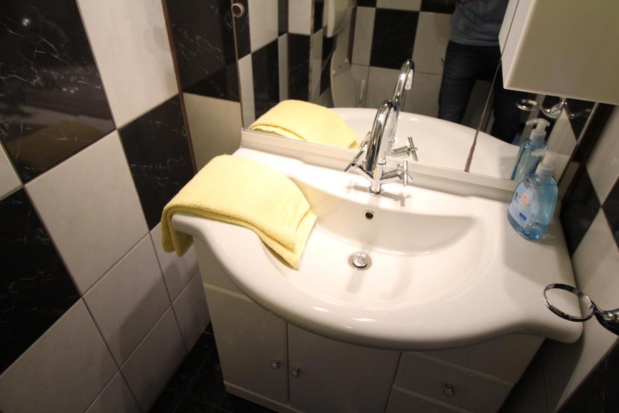Apartments Helena Zadar Врси Экстерьер фото