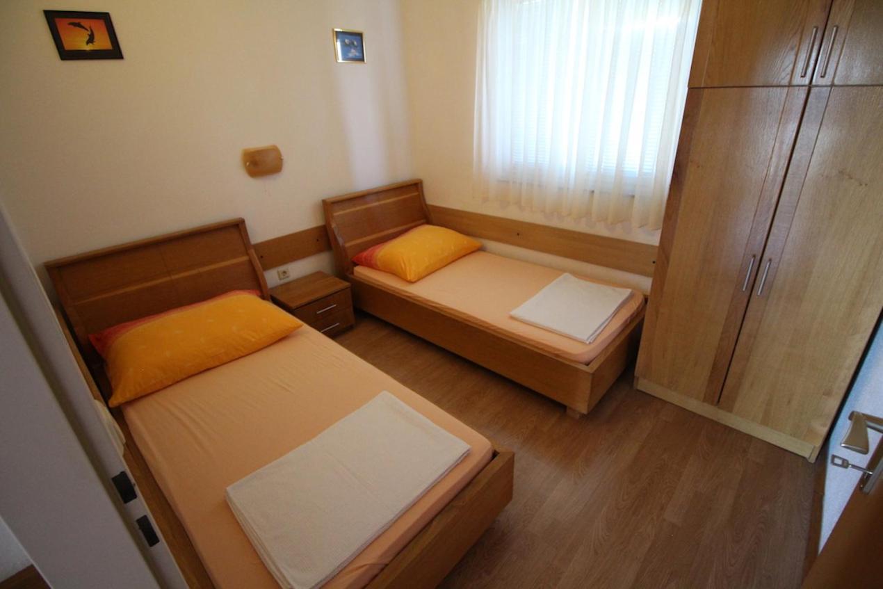 Apartments Helena Zadar Врси Экстерьер фото
