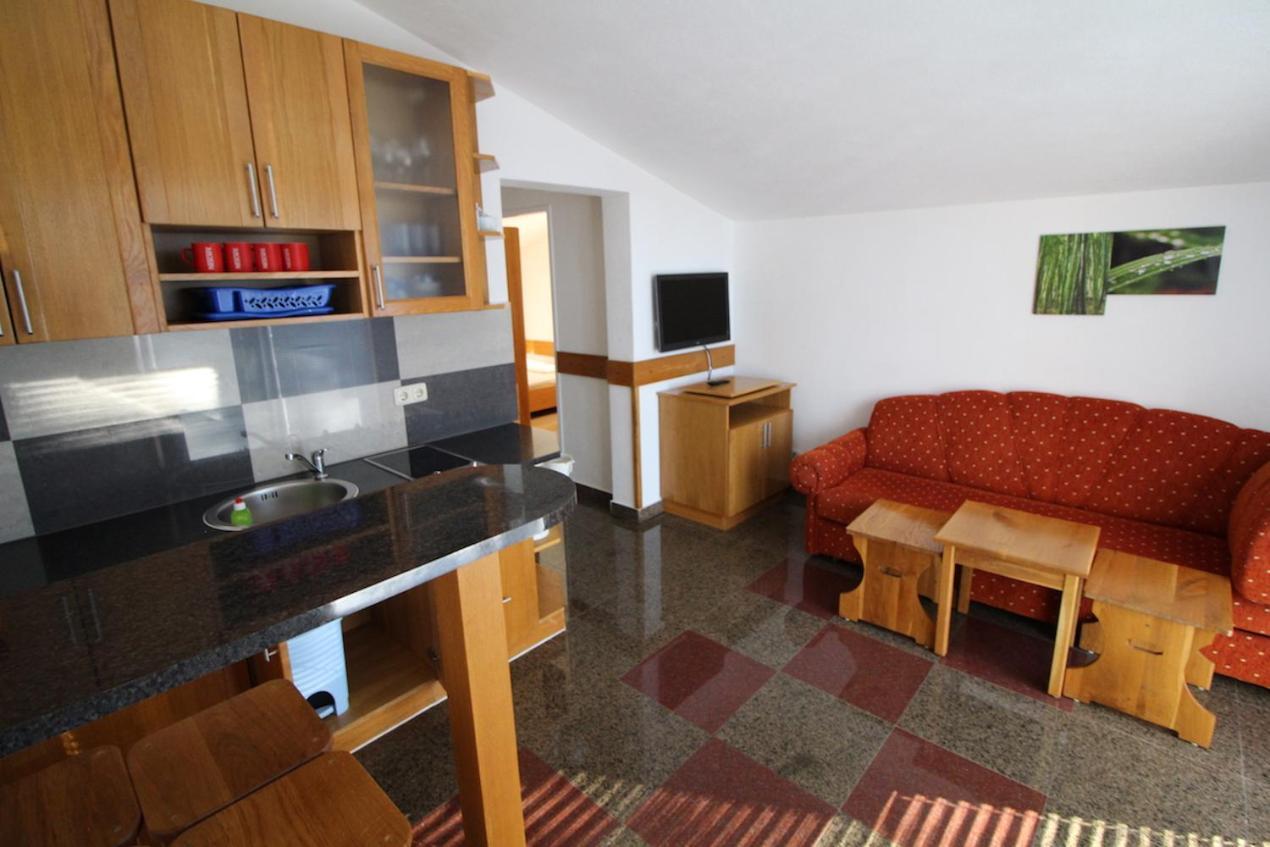 Apartments Helena Zadar Врси Экстерьер фото